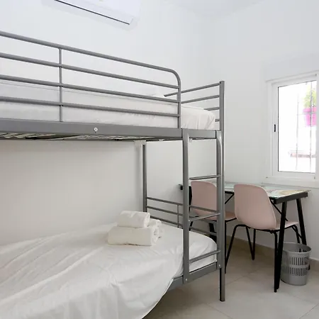 Centre Fishermans Leif Apartman Estepona